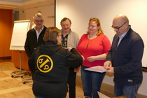 Toisena päivänä jatkettiin kisailua ja vielä vuorossa oli tietokilpailu, joka ratkaisi tämän vuoden voittaja joukkueeen.
Voiton vei joukkue Satupojat.